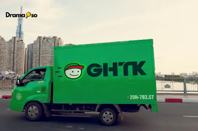 Thái Độ Phục Vụ Khách Hàng: Khi "Thượng Đế" Bị "Ngó Lơ"
